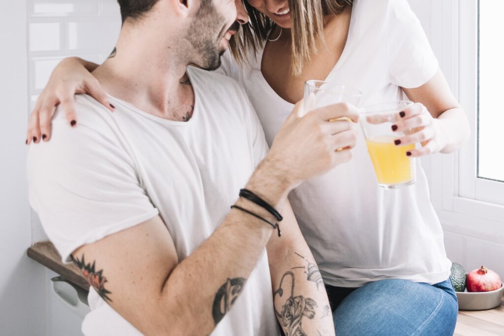 a couple connecting without pressure 