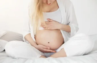 pregnant woman waiting to carry her baby after going through how to avoid miscarriage with pcos